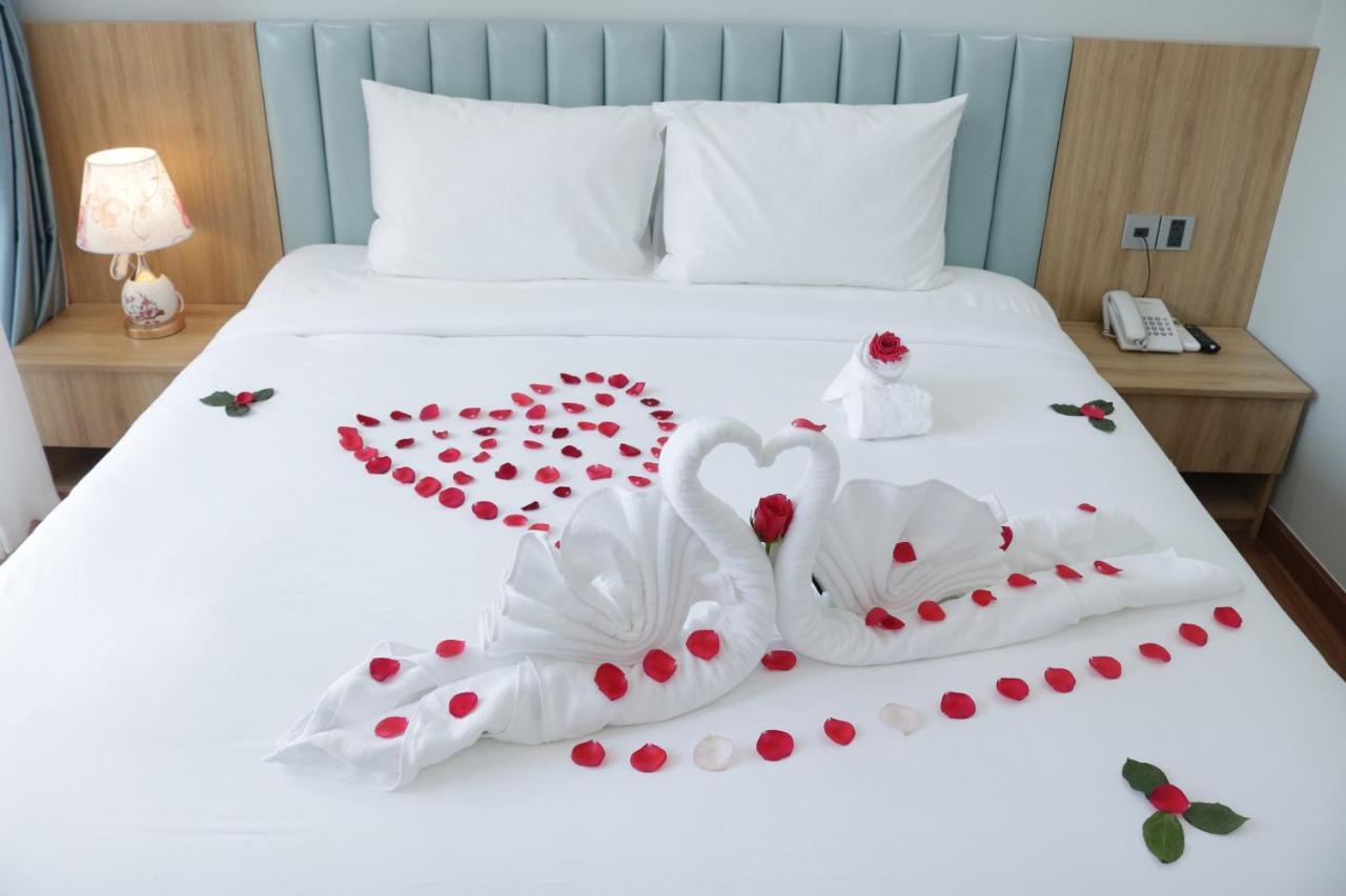Hummer Hotel & Apartment Da Nang Beach Bagian luar foto