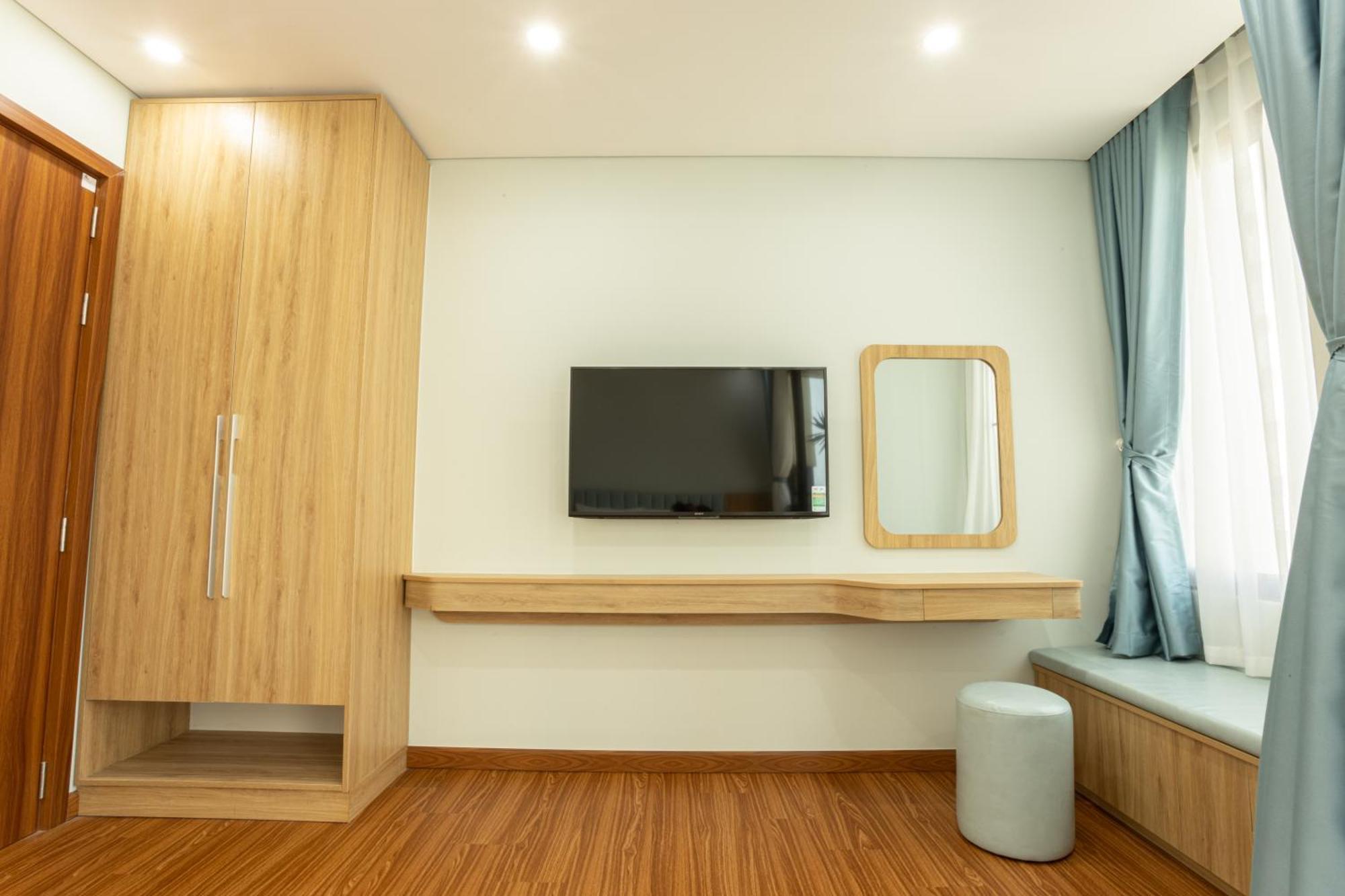 Hummer Hotel & Apartment Da Nang Beach Bagian luar foto