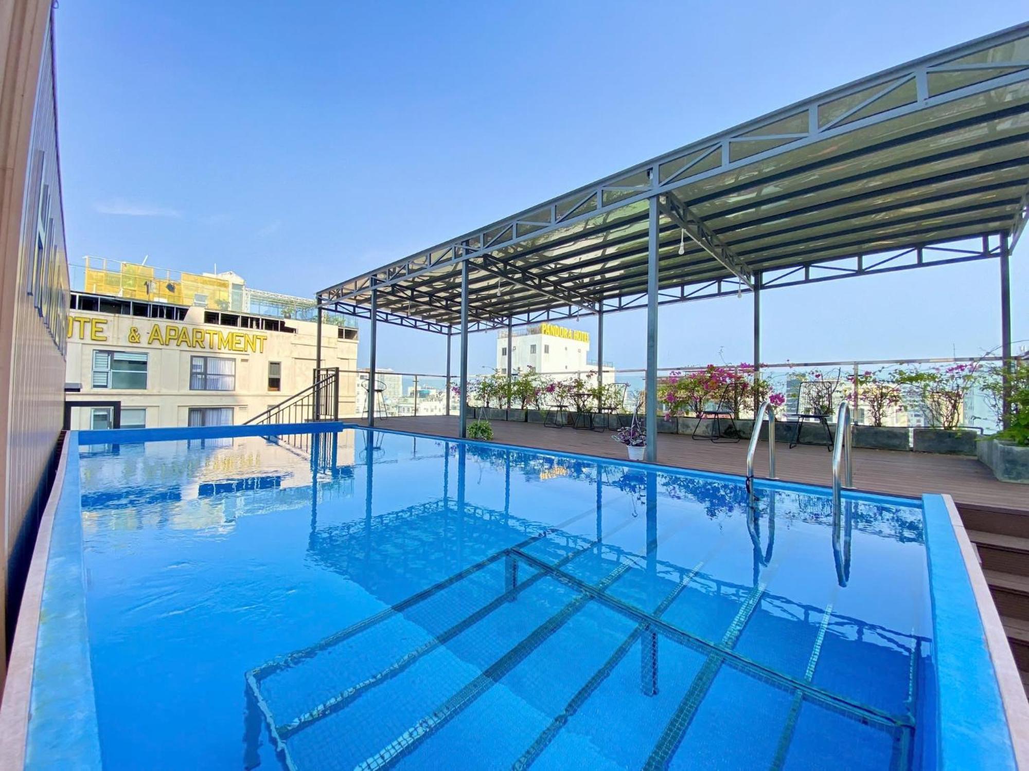 Hummer Hotel & Apartment Da Nang Beach Bagian luar foto