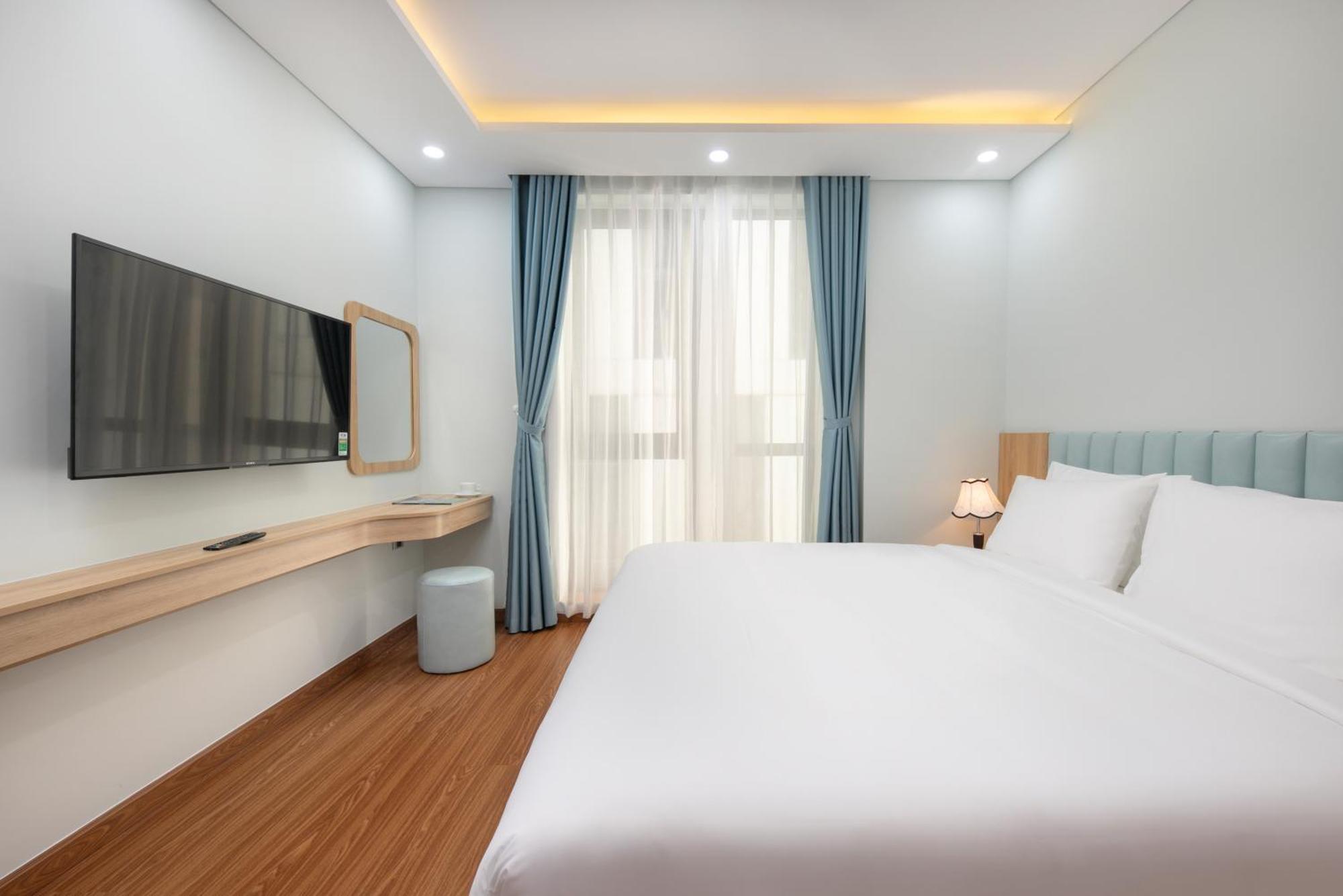 Hummer Hotel & Apartment Da Nang Beach Bagian luar foto